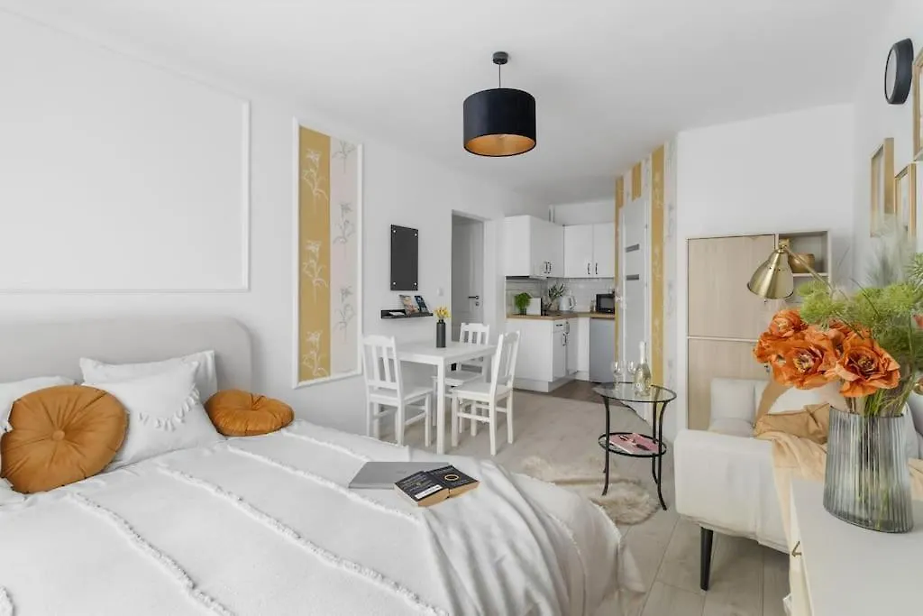 Air-Conditioned Downtown Oasis On Foot To Central Station Metro Smarttv Wifi Varsavia Polonia
