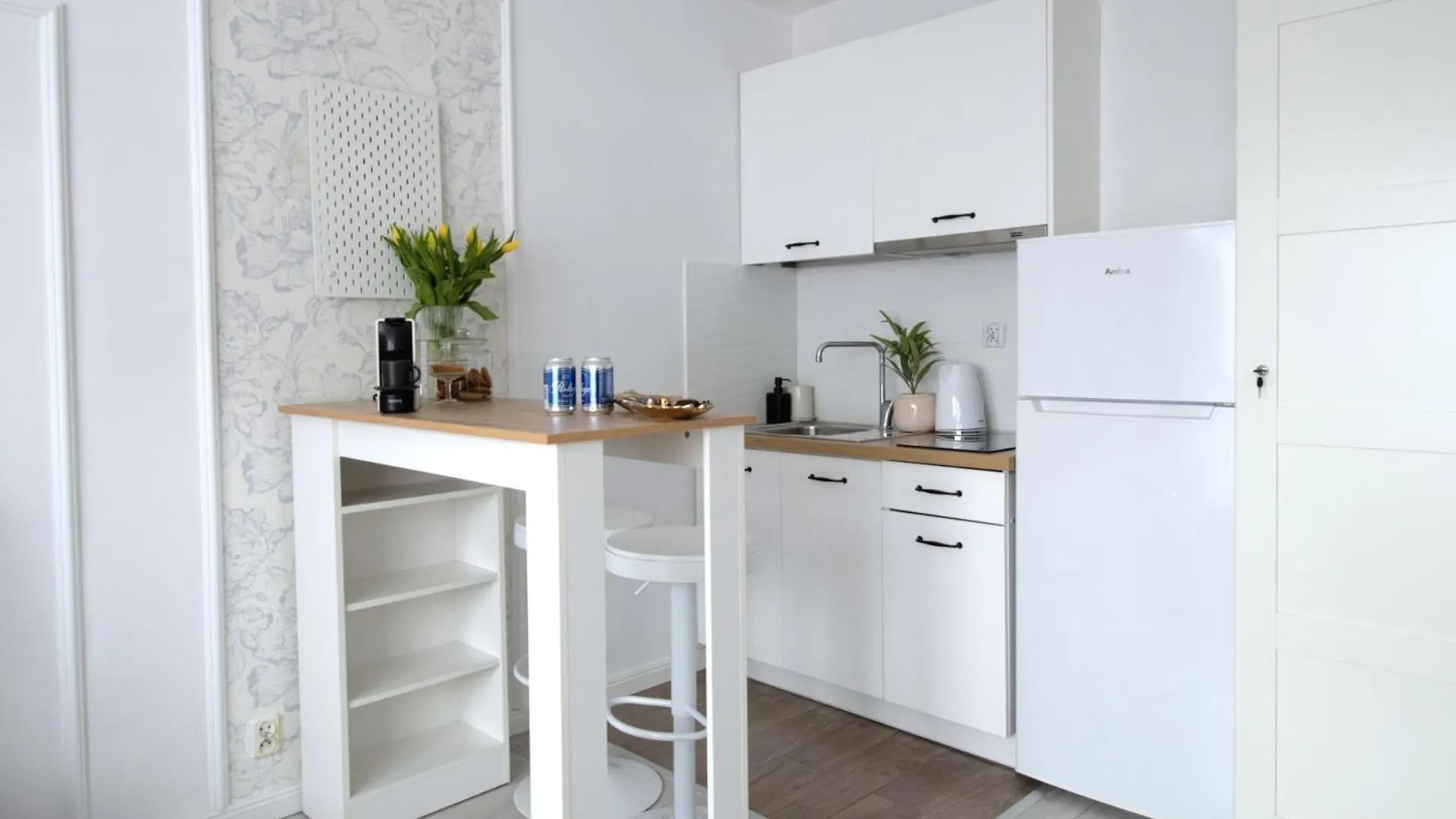 Air-Conditioned Downtown Oasis On Foot To Central Station Metro Smarttv Wifi Varsavia 0*,